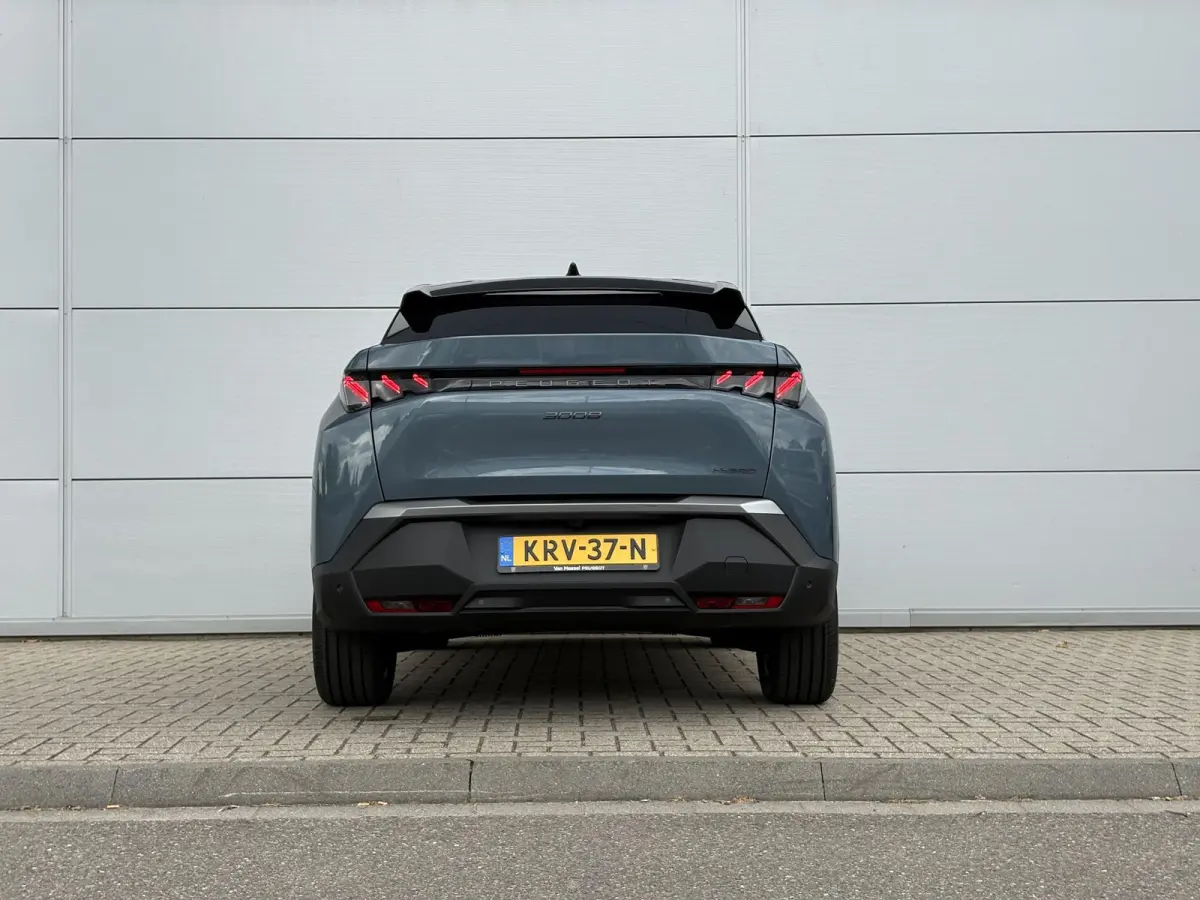 1.2 Hybrid 145 GT Exclusive | 360 camera | Lederen bekleding | Adaptieve Cruise Control | Apple Carplay/Android Auto