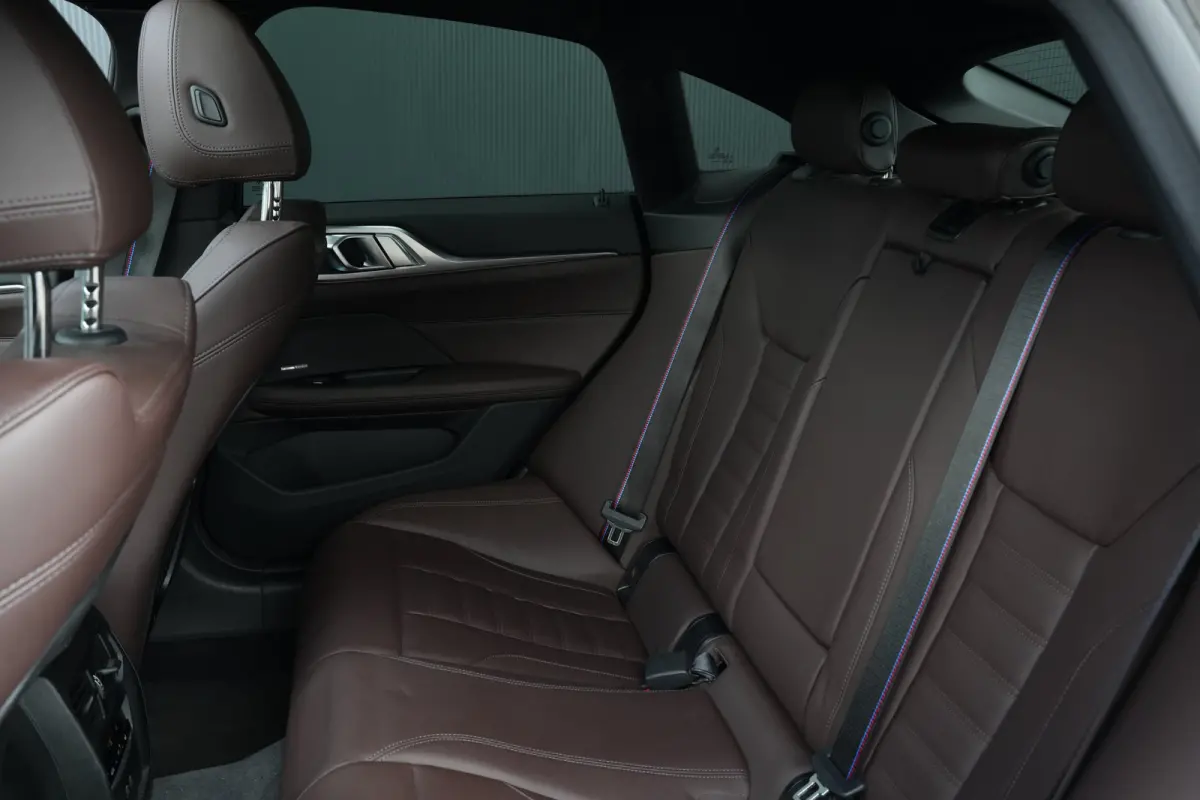 430i 245PK Business Edition Plus | Achteruitrijcamera | Apple Carplay/Android Auto|telefoonintegratie premium | Audio installatie premium