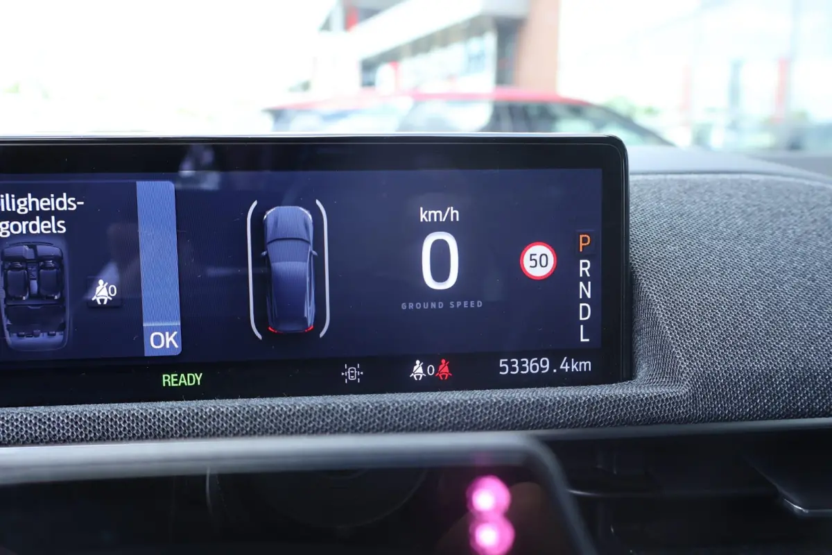 Standard RWD 73 kWh | Panorama | Adaptive Cruise | B&O | Memory | Trekhaak | 360 Camera | Stoel/Stuurverwarming | Elektrische Achterklep |