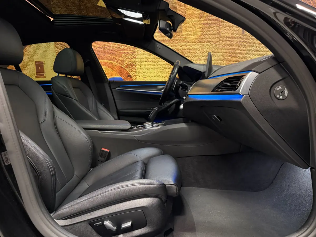 530e High Exe M-Sport Aut Schuifdak HUD Laserlight soh 90%
