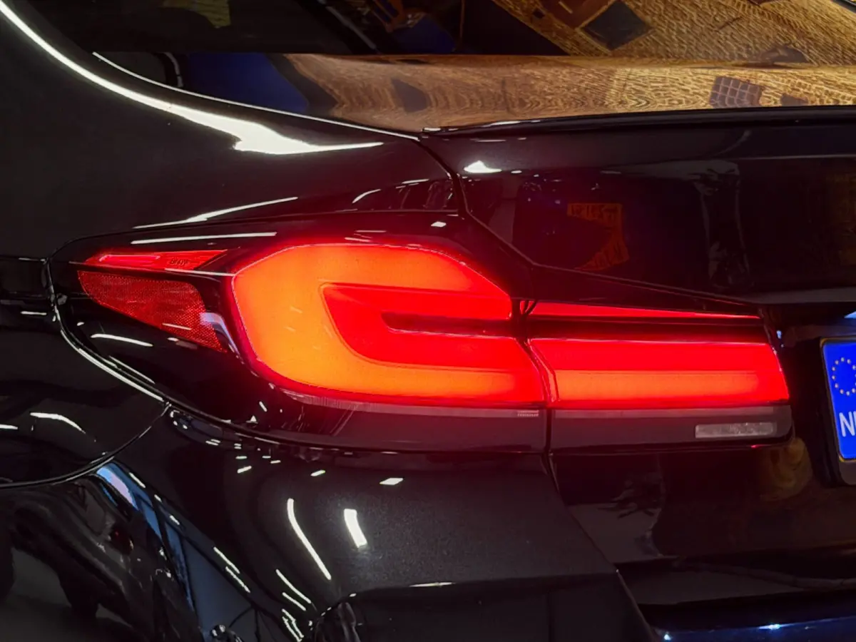 530e High Exe M-Sport Aut Schuifdak HUD Laserlight soh 90%