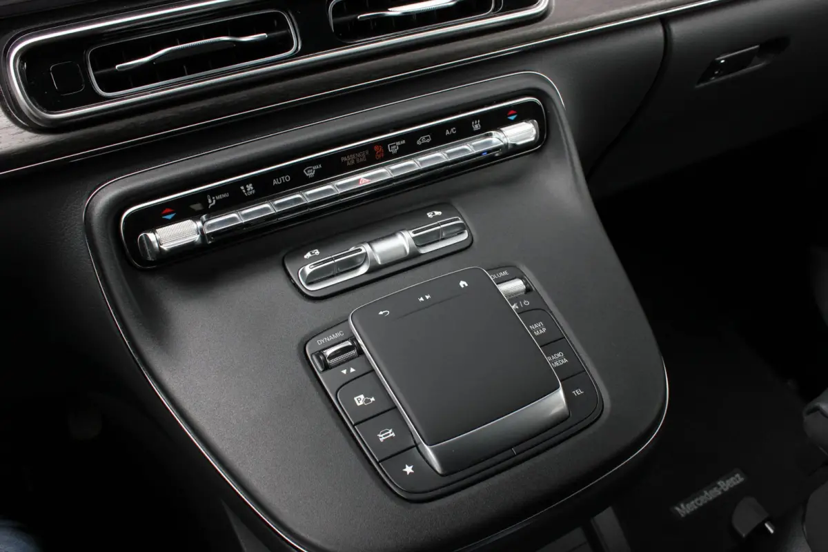300 AMG L2 90 kWh 2X ELEK.SCHUIFDEUREN / MULTIEBEAM / 360 CAMERA / 7-PERSOONS / BURMESTER / FULL / NEW MODEL