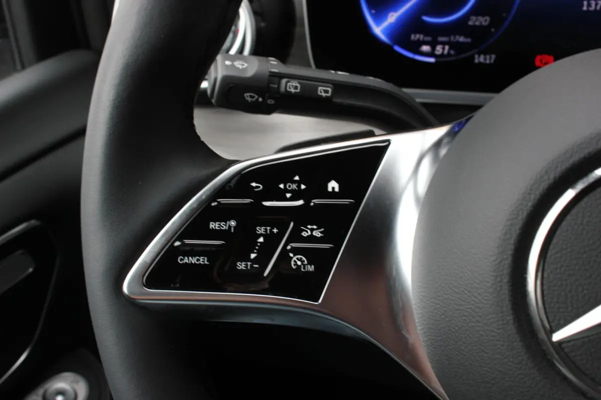 300 AMG L2 90 kWh 2X ELEK.SCHUIFDEUREN / MULTIEBEAM / 360 CAMERA / 7-PERSOONS / BURMESTER / FULL / NEW MODEL