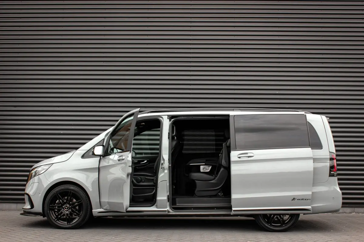 300 AMG L2 90 kWh 2X ELEK.SCHUIFDEUREN / MULTIEBEAM / 360 CAMERA / 7-PERSOONS / BURMESTER / FULL / NEW MODEL