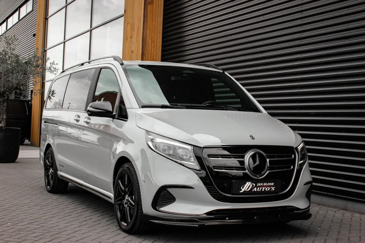 300 AMG L2 90 kWh 2X ELEK.SCHUIFDEUREN / MULTIEBEAM / 360 CAMERA / 7-PERSOONS / BURMESTER / FULL / NEW MODEL
