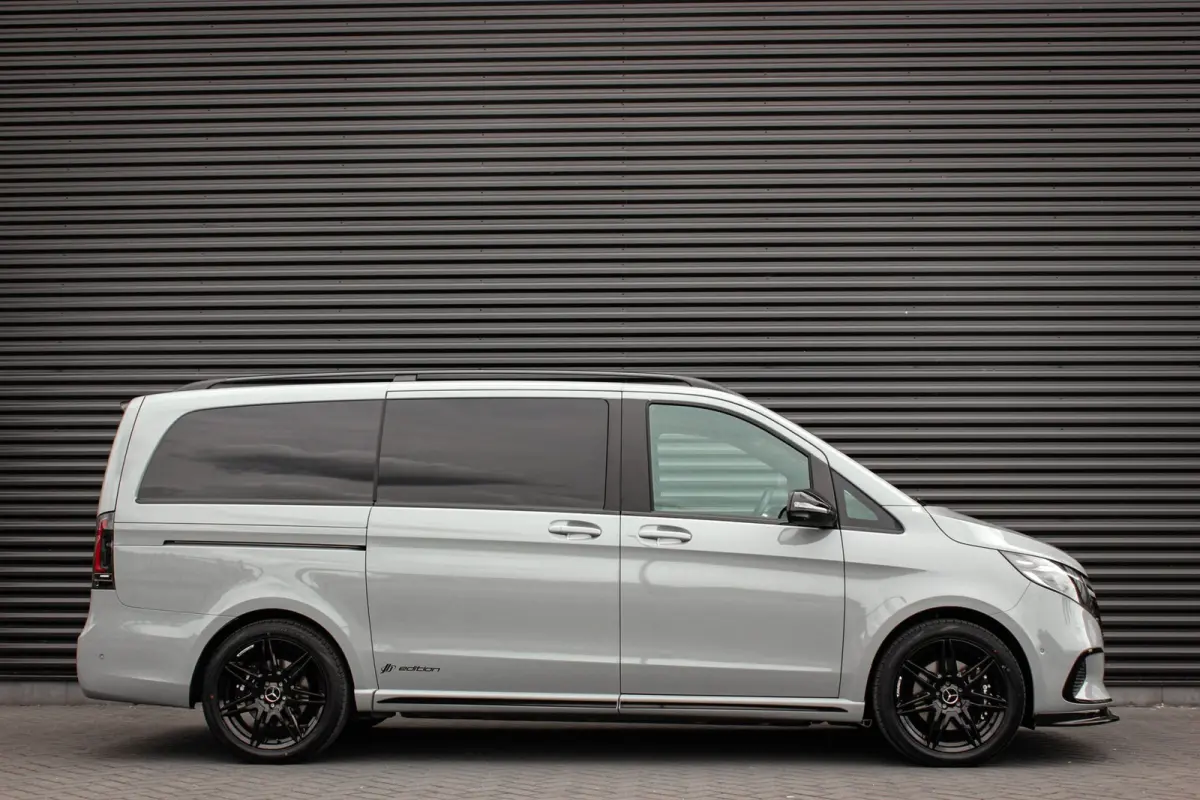 300 AMG L2 90 kWh 2X ELEK.SCHUIFDEUREN / MULTIEBEAM / 360 CAMERA / 7-PERSOONS / BURMESTER / FULL / NEW MODEL