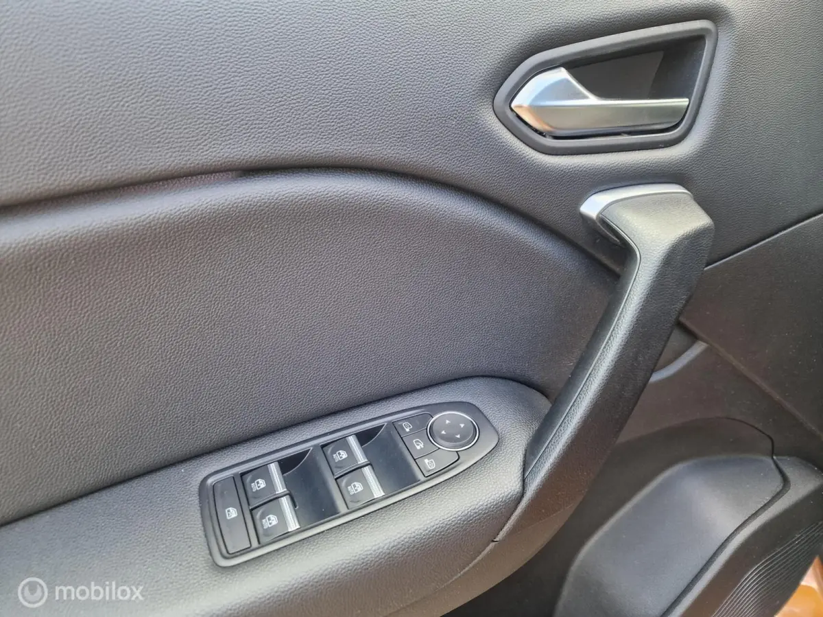 1.3 TCe 140 Intens automaat