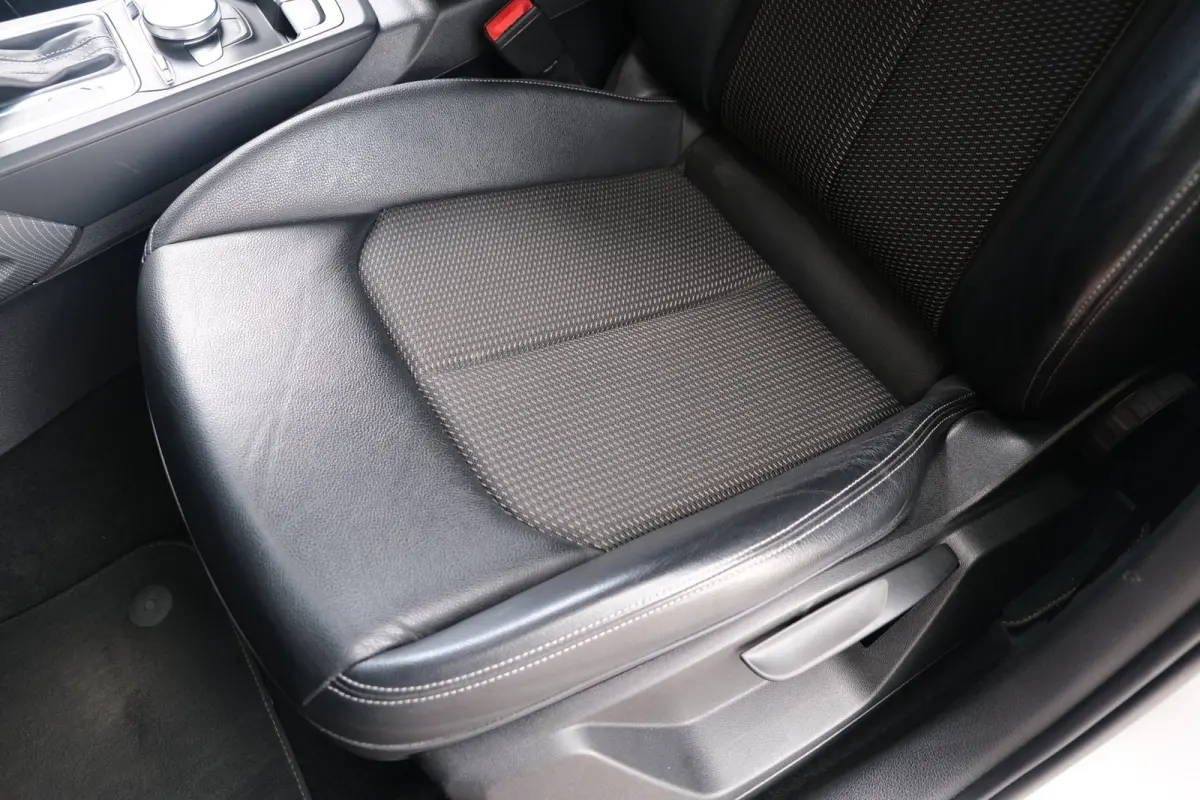 1.4 TFSI CoD Sport Pro 2x S-Line 150PK DSG Navi PDC Airco CC