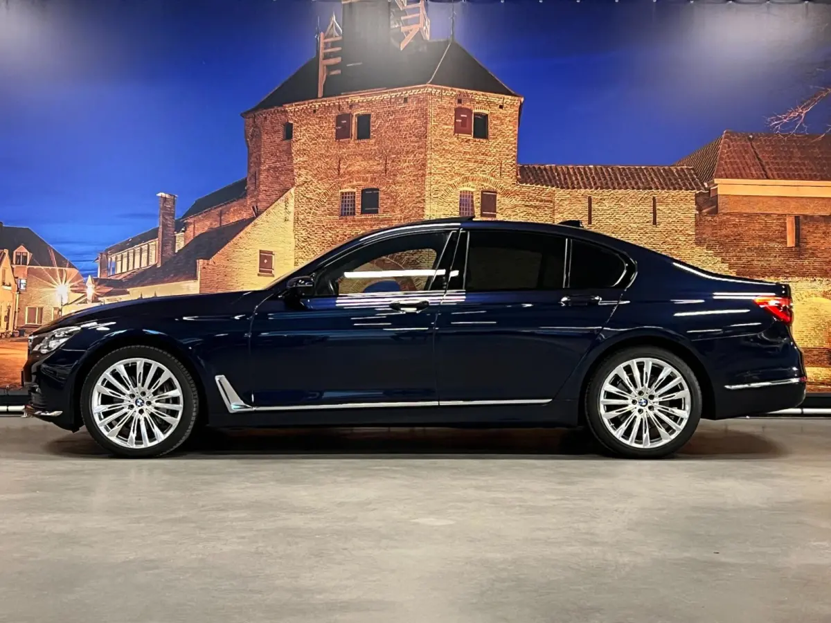 730 D High Executive Aut Schuifdak Full Options