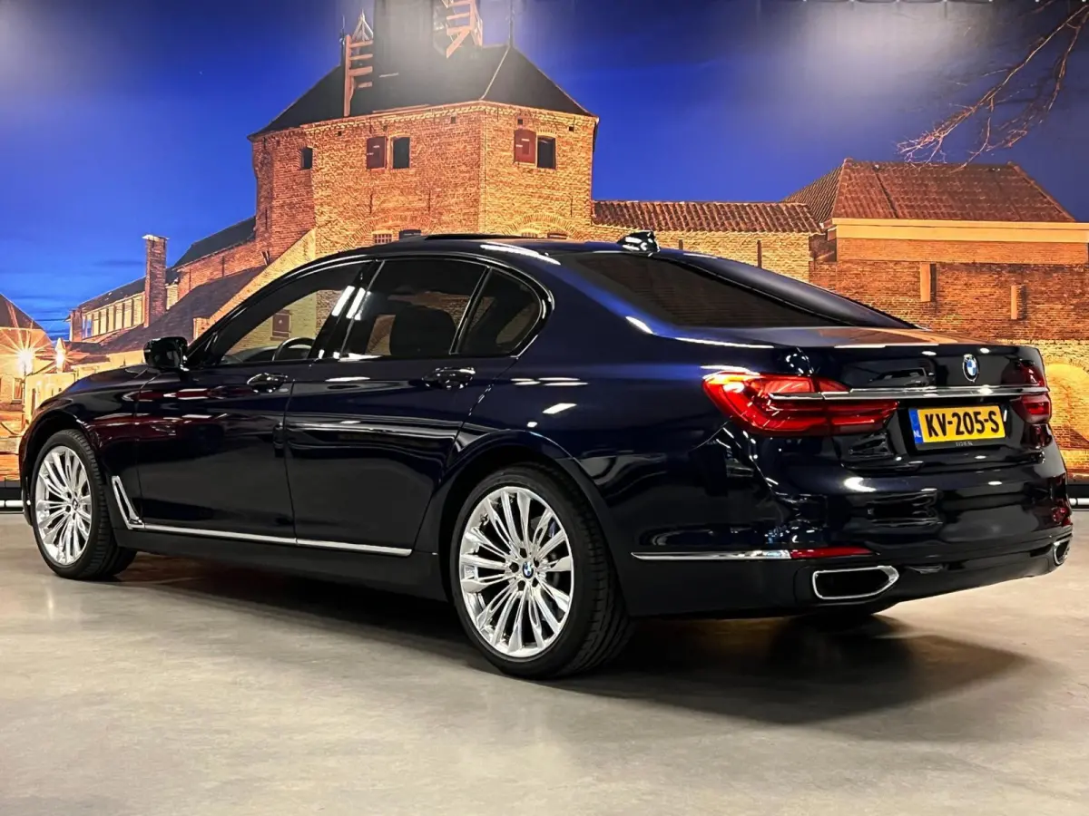 730 D High Executive Aut Schuifdak Full Options