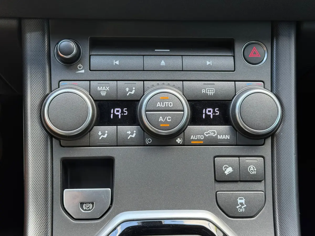 2.0 Si4 Autobiography l Black Pack l Apple Carplay l Distr VV l Keyless l Automaat l