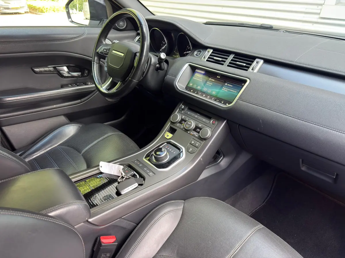 2.0 Si4 Autobiography l Black Pack l Apple Carplay l Distr VV l Keyless l Automaat l