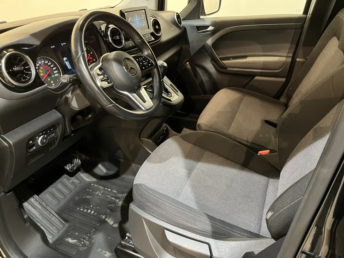 110 CDI L1 Pro Automaat Servicebus / Modul-System Inrichting / Euro 6 / Airco / CarPlay / Camera / Cruise Control / 3-Zits / LMV / 55.000 KM !!