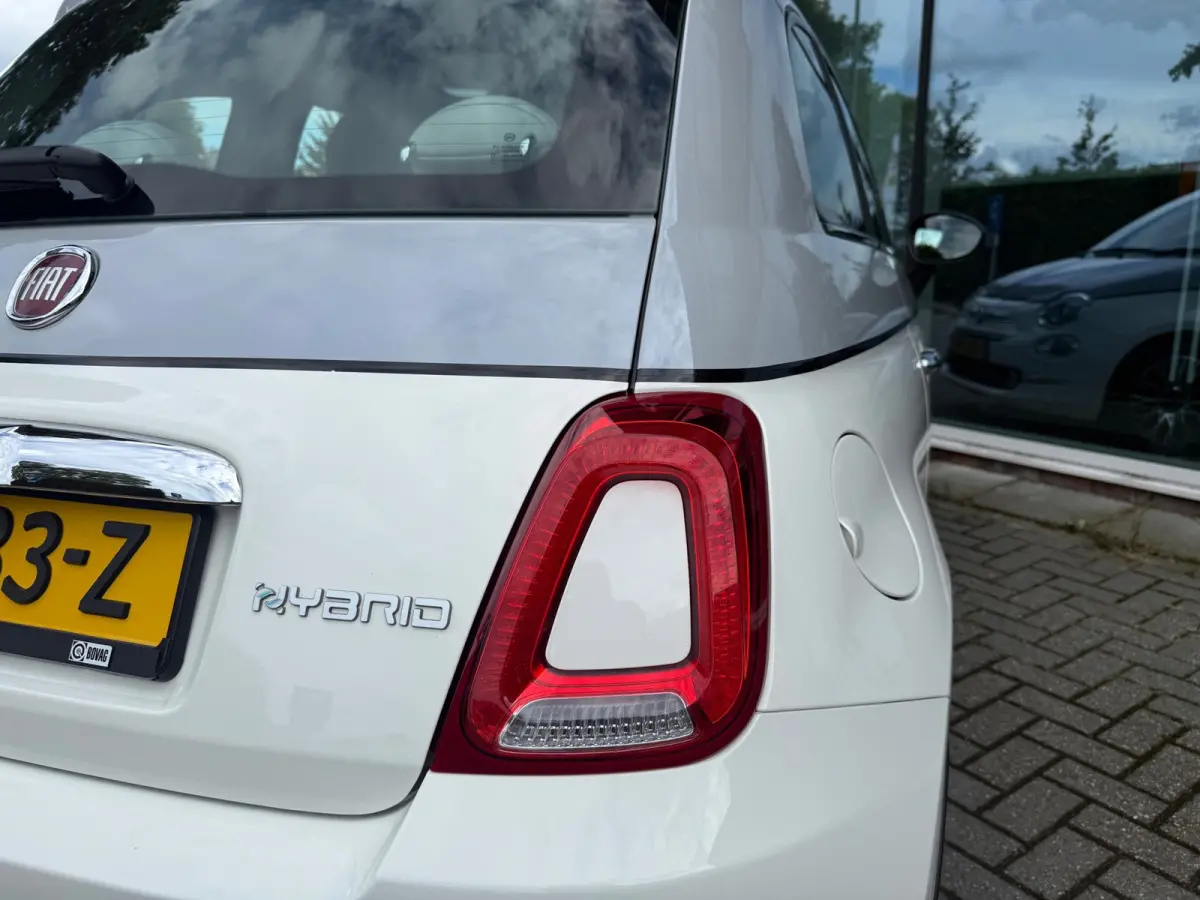 1.0 Hybrid Dolcevita - Navi - Climate - Panodak - Parkeerhhulp - Lage stand