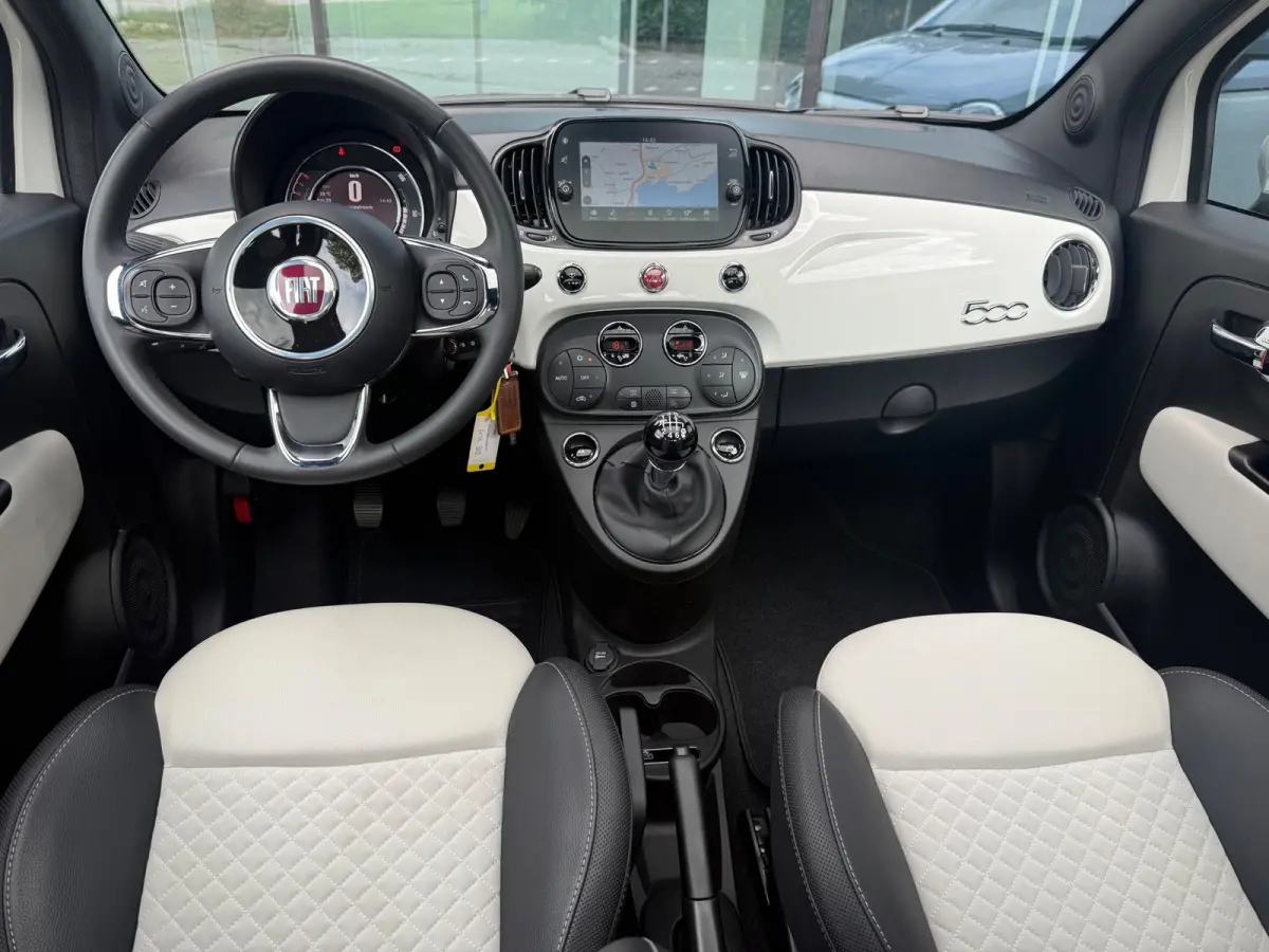 1.0 Hybrid Dolcevita - Navi - Climate - Panodak - Parkeerhhulp - Lage stand