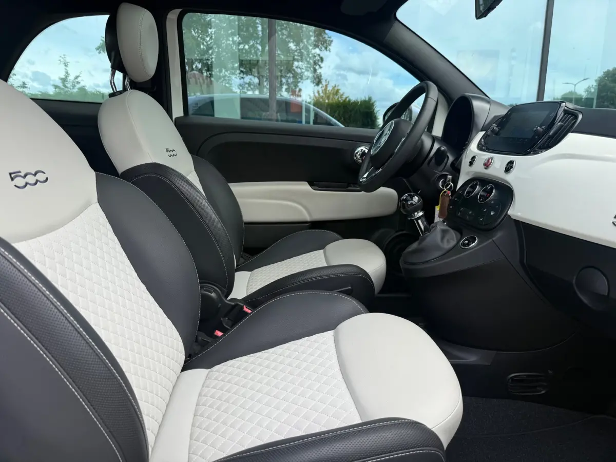1.0 Hybrid Dolcevita - Navi - Climate - Panodak - Parkeerhhulp - Lage stand