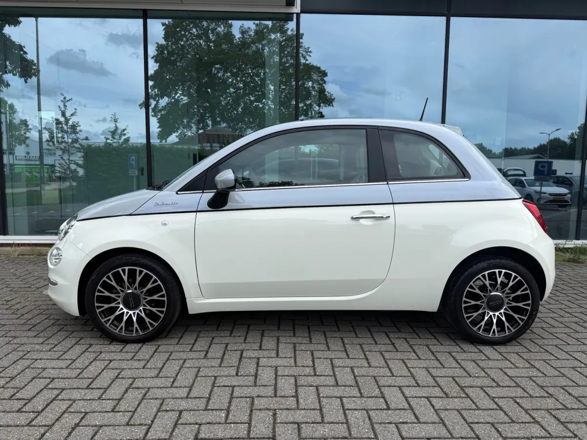 1.0 Hybrid Dolcevita - Navi - Climate - Panodak - Parkeerhhulp - Lage stand