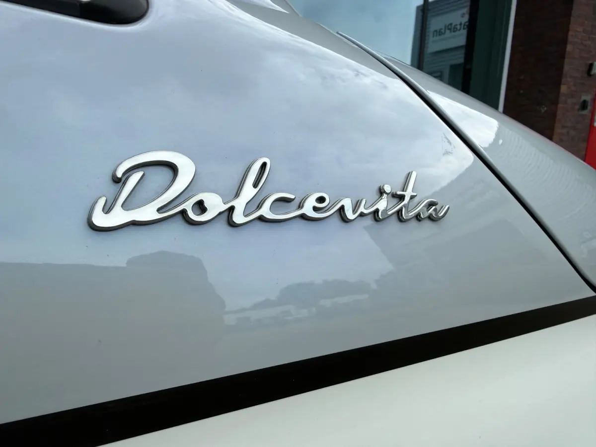 1.0 Hybrid Dolcevita - Navi - Climate - Panodak - Parkeerhhulp - Lage stand