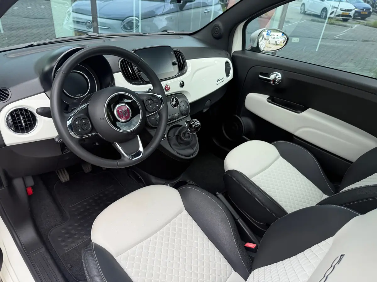 1.0 Hybrid Dolcevita - Navi - Climate - Panodak - Parkeerhhulp - Lage stand