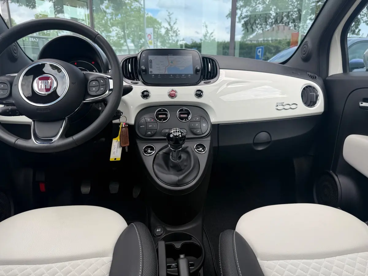 1.0 Hybrid Dolcevita - Navi - Climate - Panodak - Parkeerhhulp - Lage stand