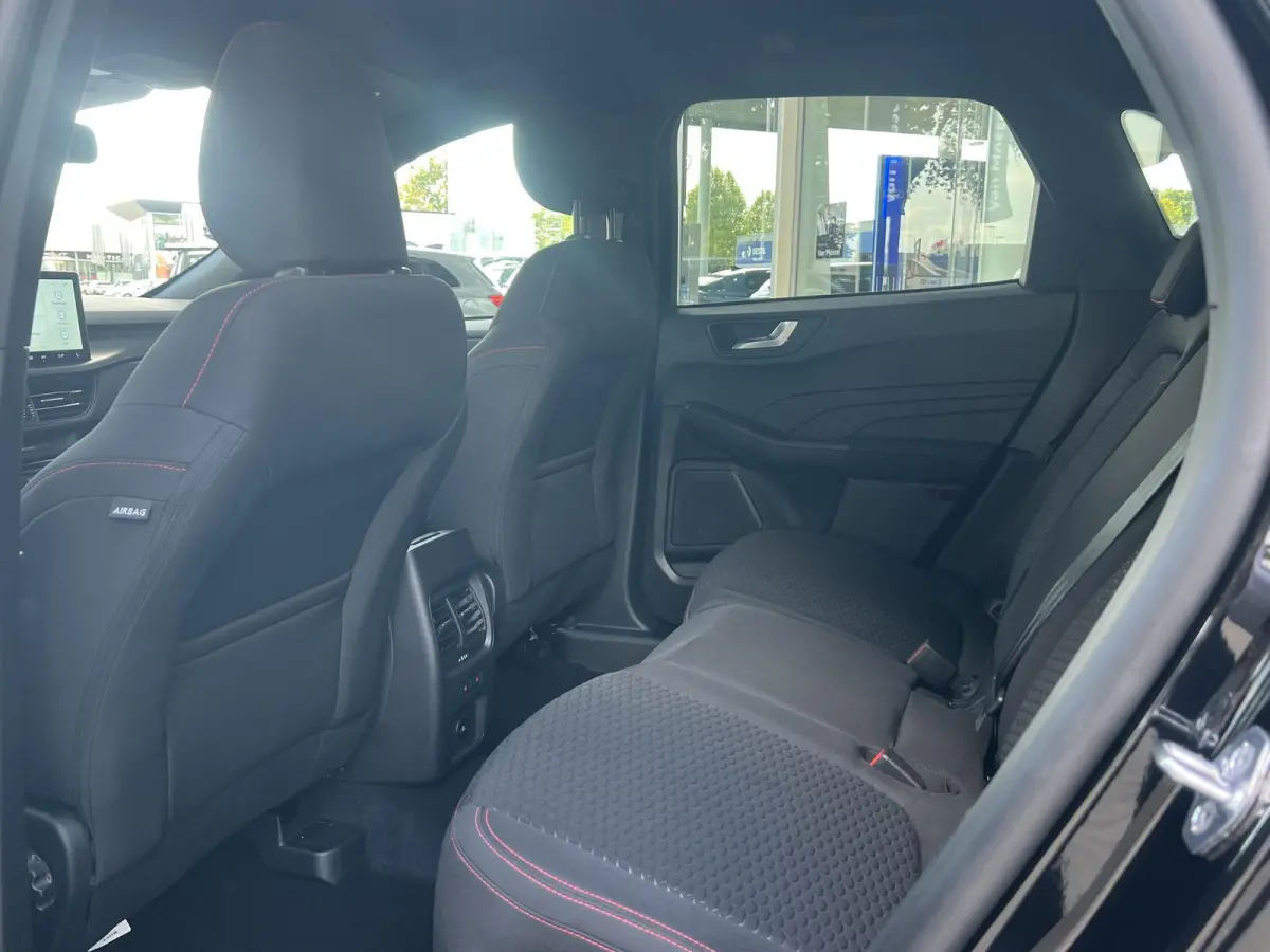 2.5 PHEV ST-Line | Direct rijden! | 19-Inch | Elek. Trekhaak | Stoel/stuur voorruitverwarming | BLIS | Cruise Control | Key-Less entry | Camera