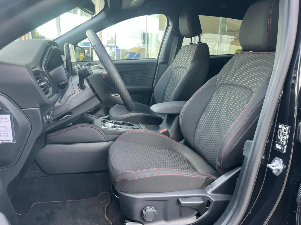 2.5 PHEV ST-Line | Direct rijden! | 19-Inch | Elek. Trekhaak | Stoel/stuur voorruitverwarming | BLIS | Cruise Control | Key-Less entry | Camera