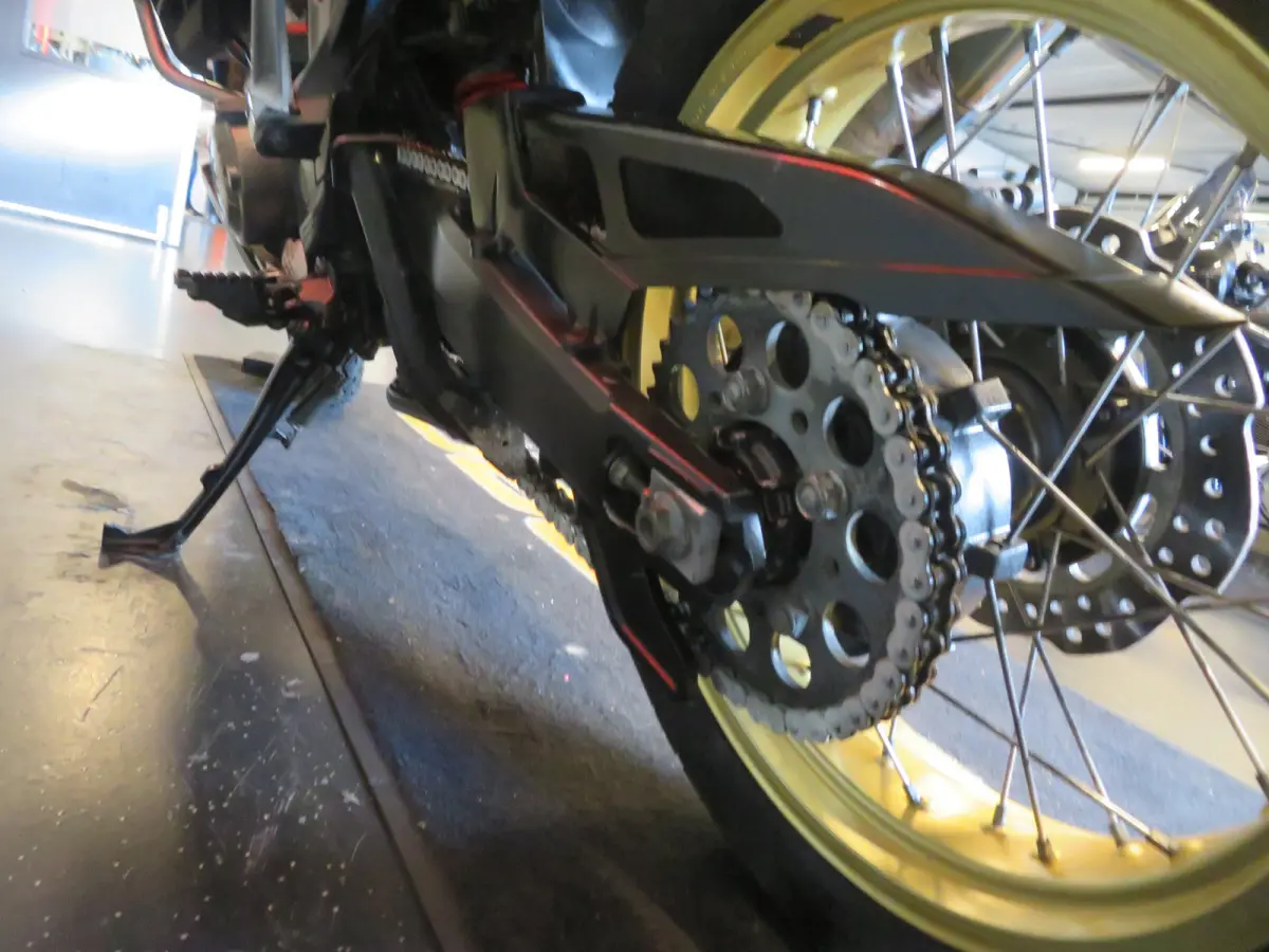 CRF 1000 AFRICA TWIN DCT KM-VRETER!