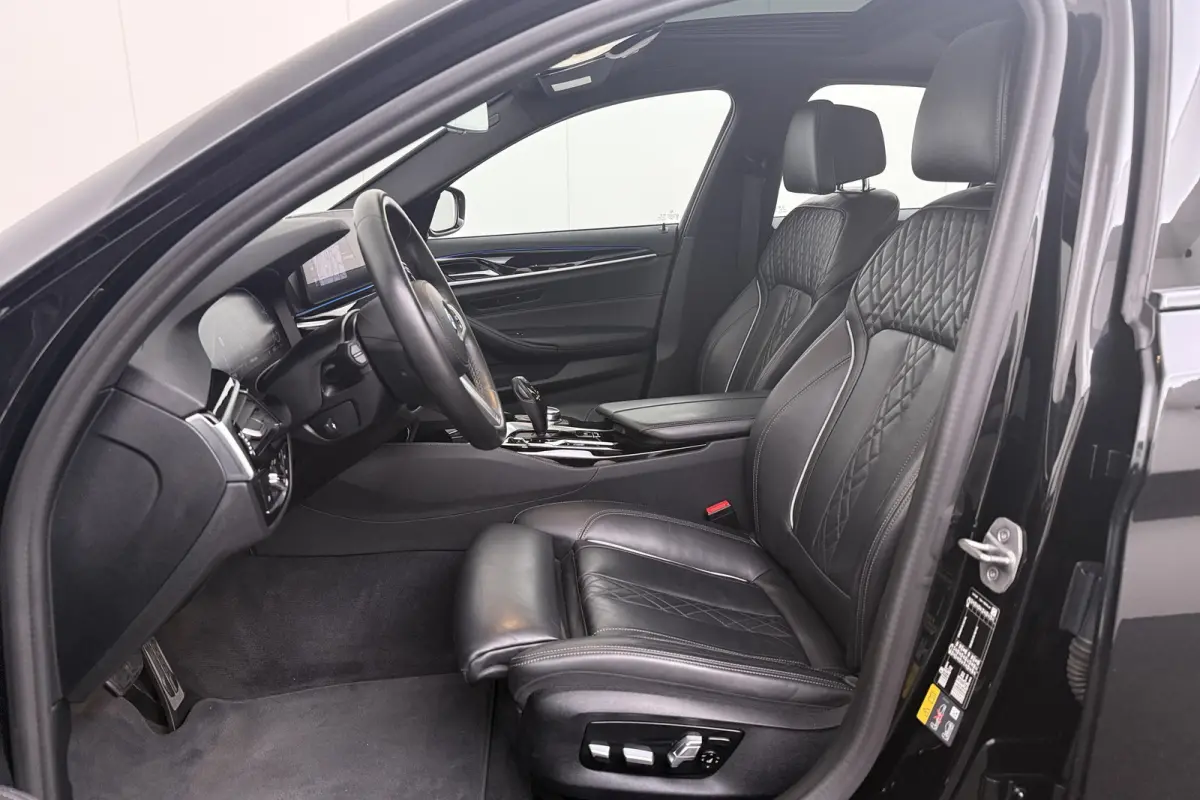 520e M-Sport High Exe. Schuif-/kanteldak 19'LMV LASER-LED