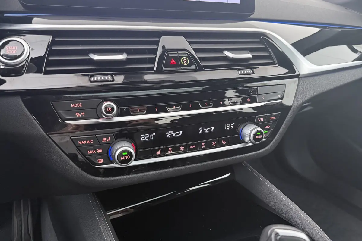 520e M-Sport High Exe. Schuif-/kanteldak 19'LMV LASER-LED