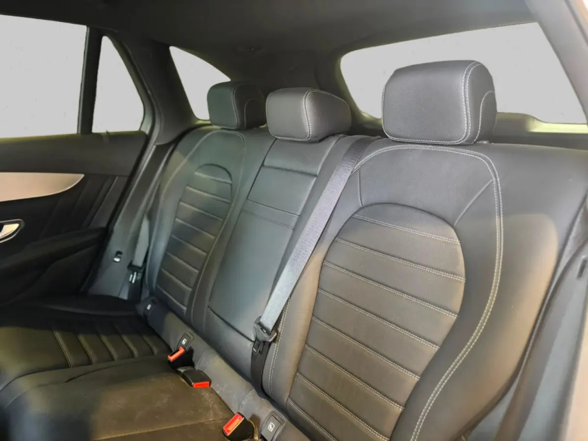 350e AMG 4MATIC(Dealer OndH, Burmester, Head-up, Navi, StoelV, Camera, Etc)
