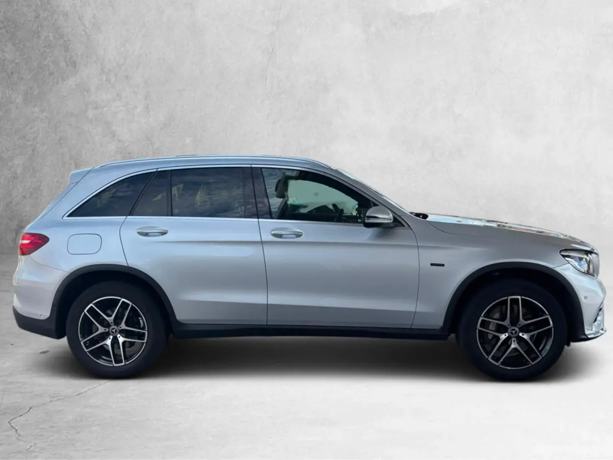 350e AMG 4MATIC(Dealer OndH, Burmester, Head-up, Navi, StoelV, Camera, Etc)