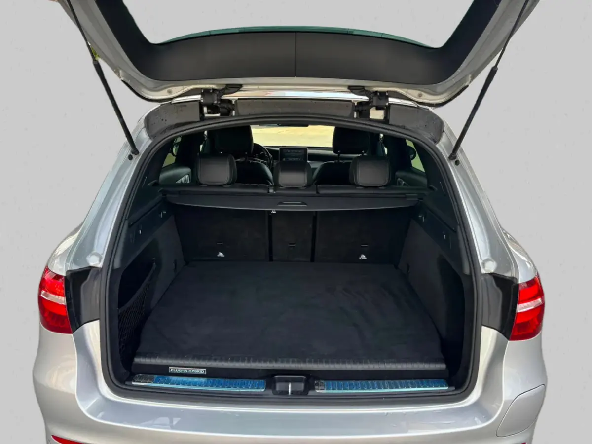 350e AMG 4MATIC(Dealer OndH, Burmester, Head-up, Navi, StoelV, Camera, Etc)