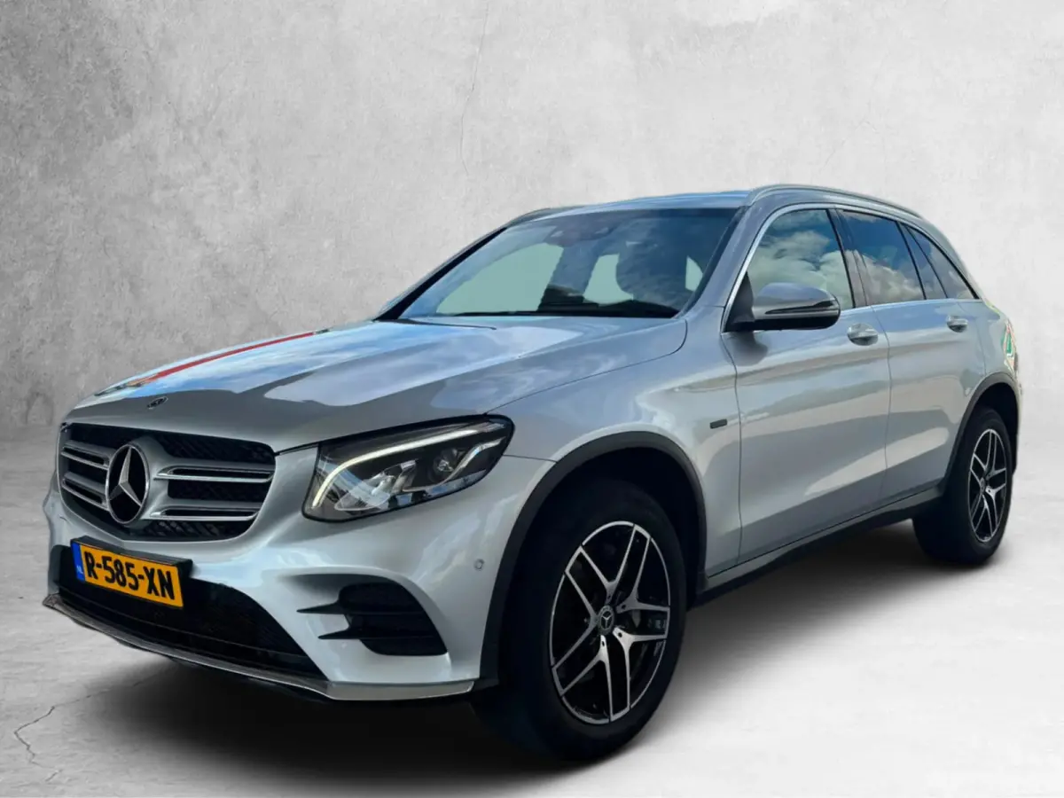 350e AMG 4MATIC(Dealer OndH, Burmester, Head-up, Navi, StoelV, Camera, Etc)