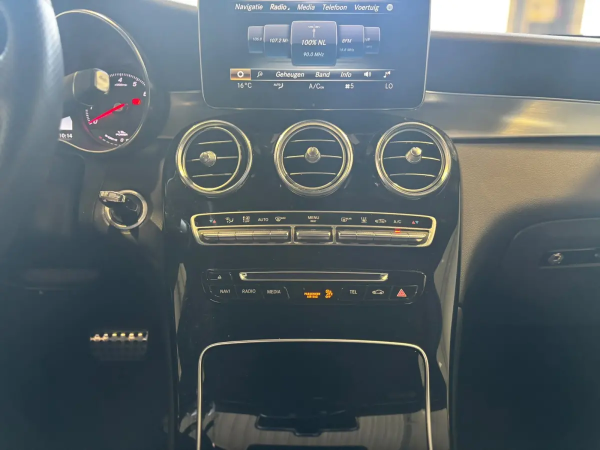 350e AMG 4MATIC(Dealer OndH, Burmester, Head-up, Navi, StoelV, Camera, Etc)