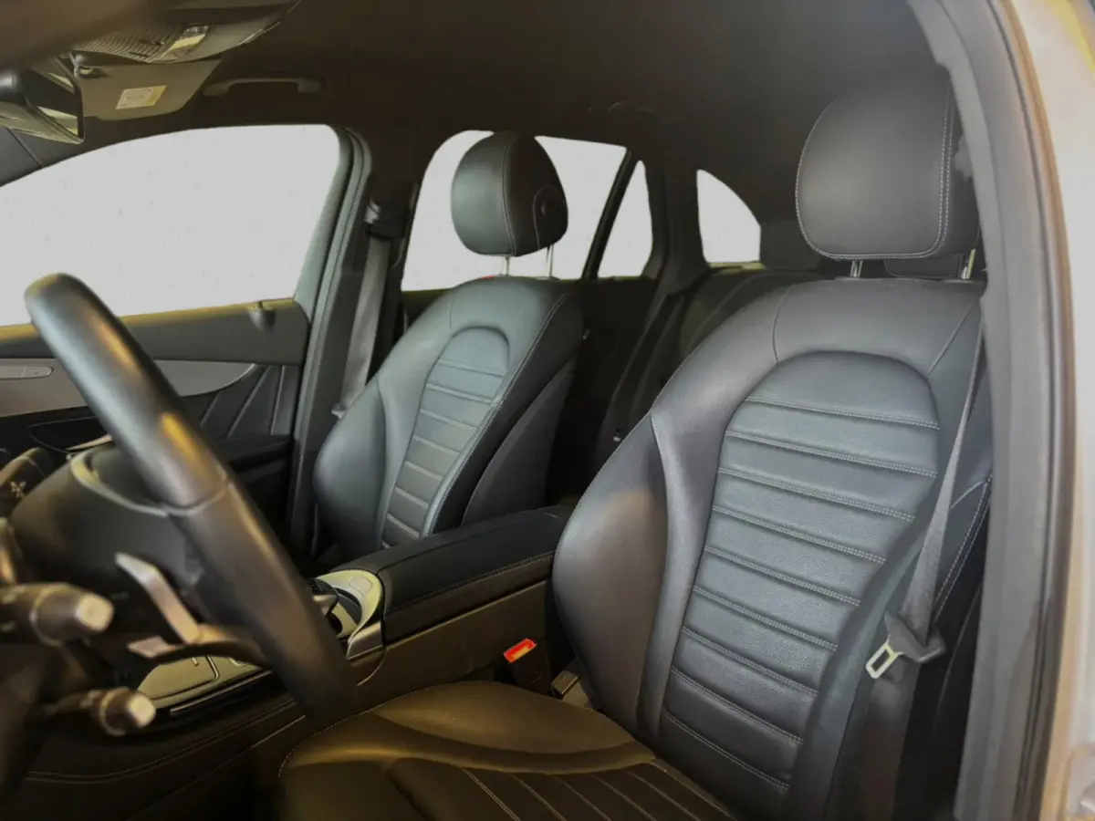 350e AMG 4MATIC(Dealer OndH, Burmester, Head-up, Navi, StoelV, Camera, Etc)