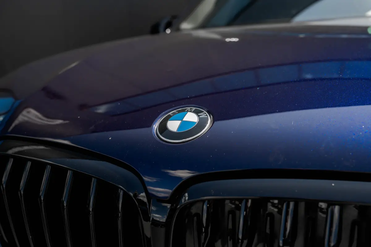 xDrive45e High Executive | Harman Kardon | Luchtvering | Head-Up | Dodehoek | Leer |