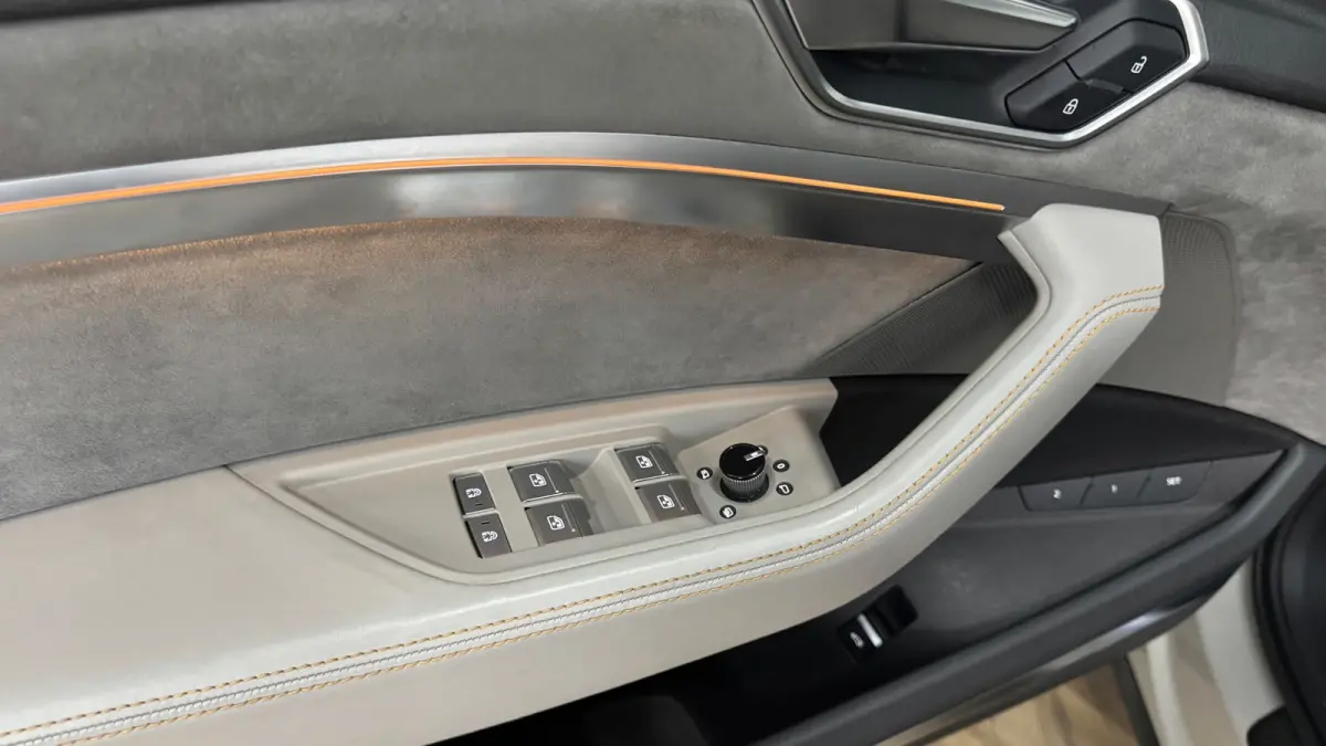 E-tron 55 quattro advanced Pro Line Plus 95 kWh|PANO|HUD|B&O|