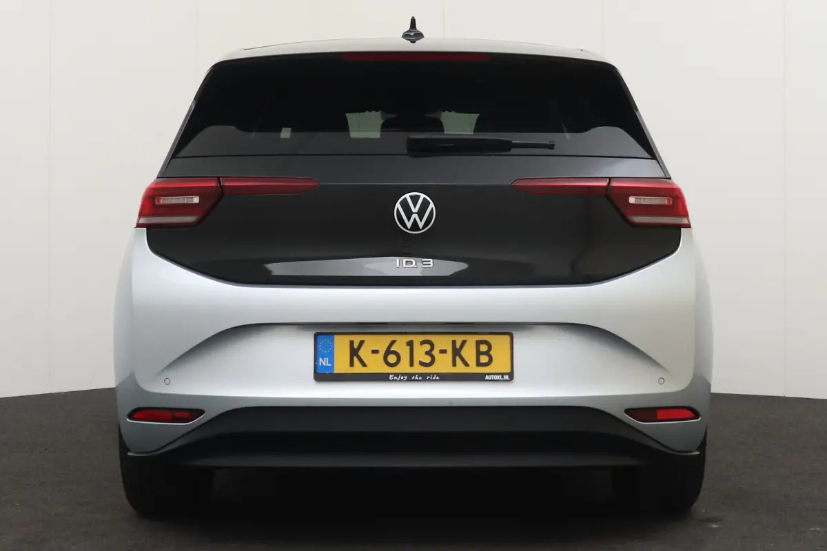 Business 58 kWh (92%SOH) IQ.Light 18'LMV Camera Privacy Glas