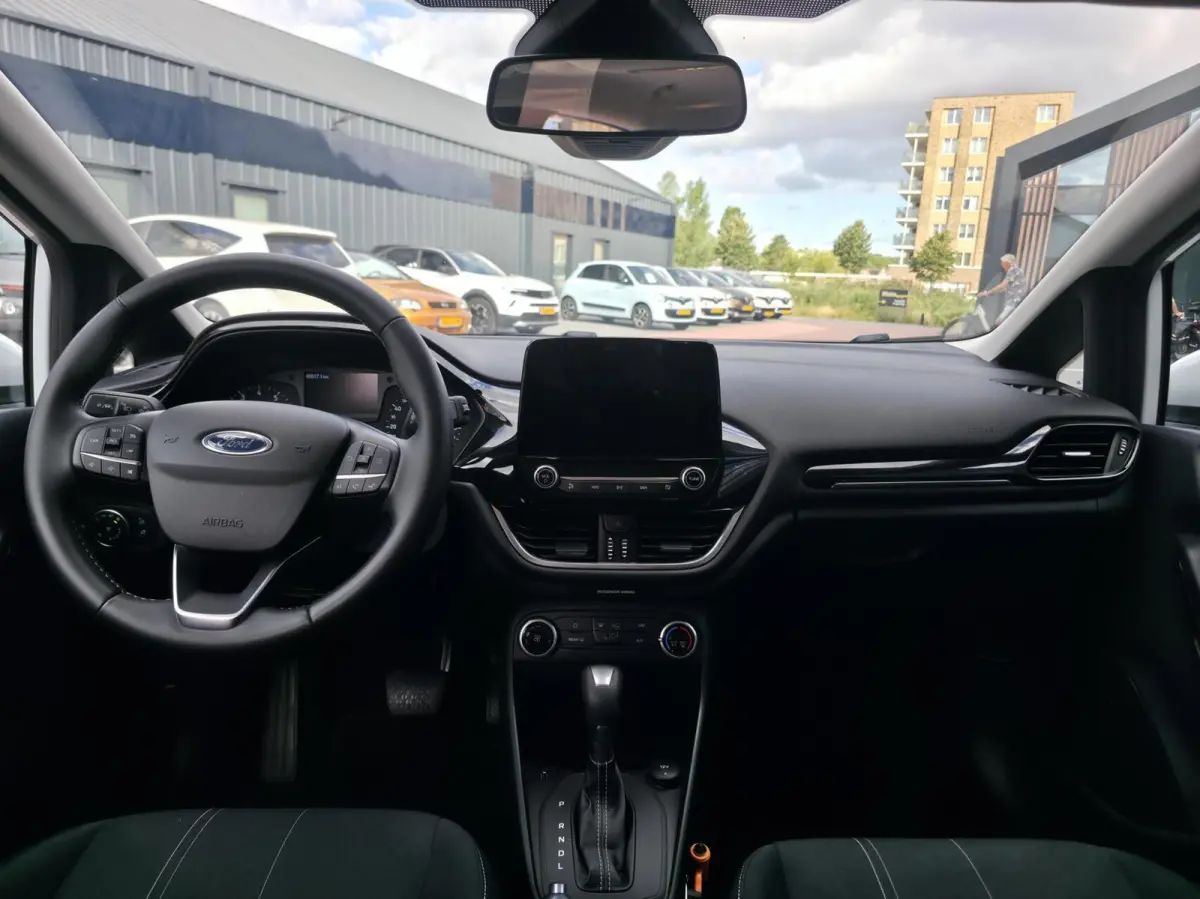 1.0 EcoBoost, Automaat, Nieuwstaat, Connected