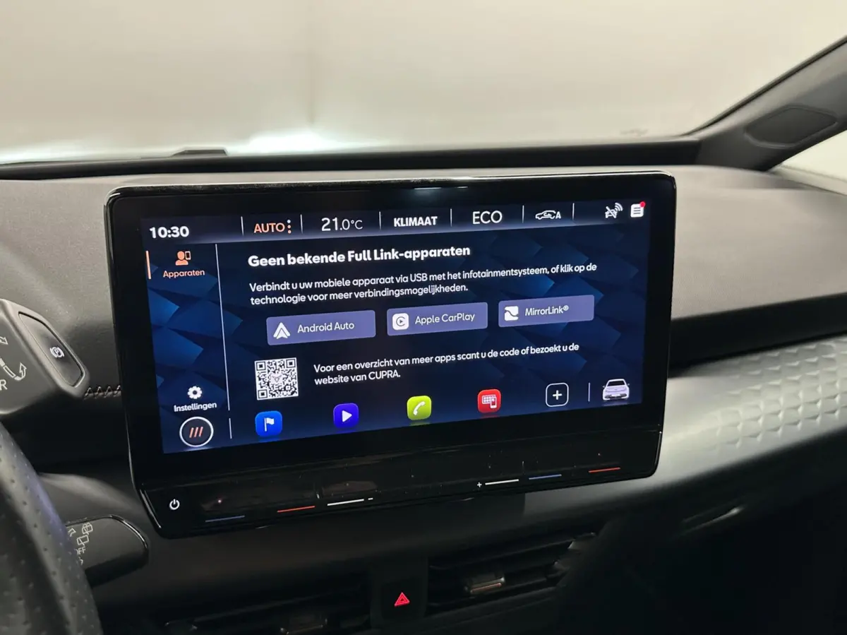62kWh Business Plus 150KW CARPLAY CRUISE NAVI.
