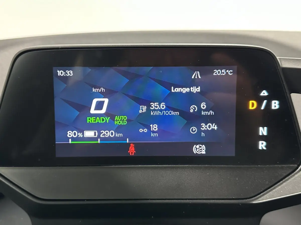 62kWh Business Plus 150KW CARPLAY CRUISE NAVI.