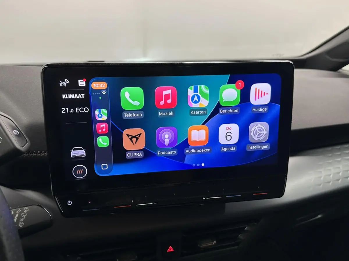 62kWh Business Plus 150KW CARPLAY CRUISE NAVI.