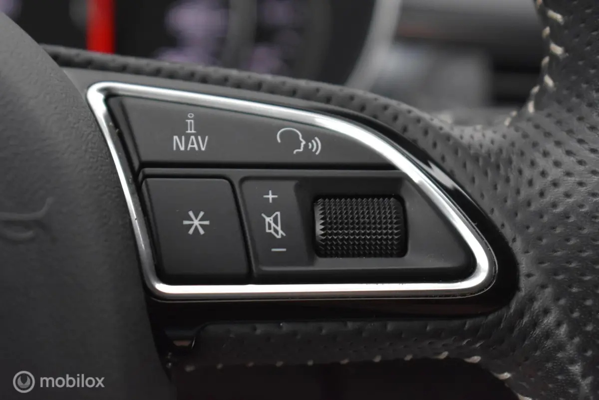 1.8 TFSI ultra S-Line Daytonagrijs Stoelverwarming LED Clima Cruise Navi PDC Keurige auto!