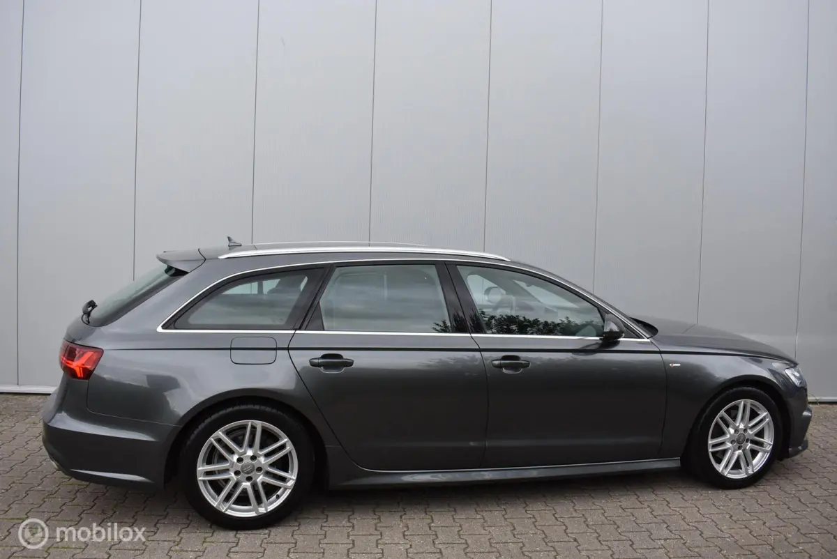 1.8 TFSI ultra S-Line Daytonagrijs Stoelverwarming LED Clima Cruise Navi PDC Keurige auto!