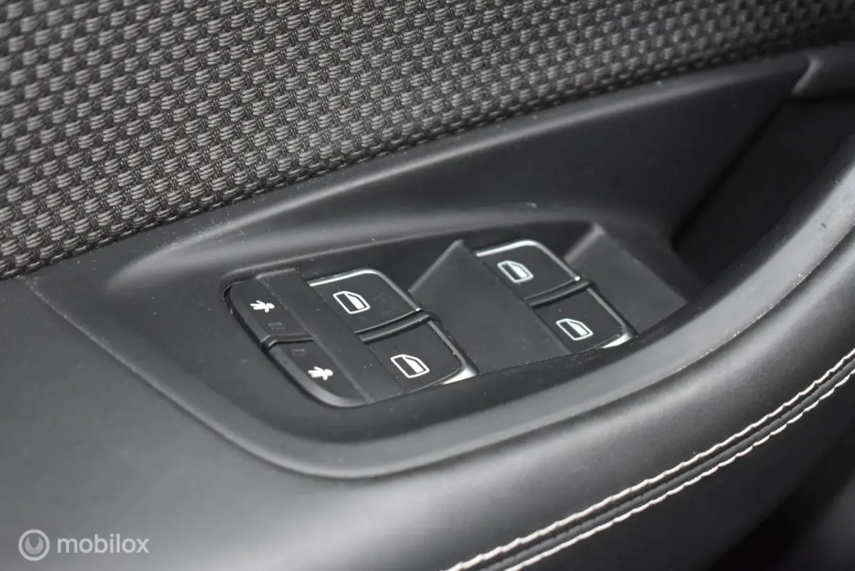1.8 TFSI ultra S-Line Daytonagrijs Stoelverwarming LED Clima Cruise Navi PDC Keurige auto!