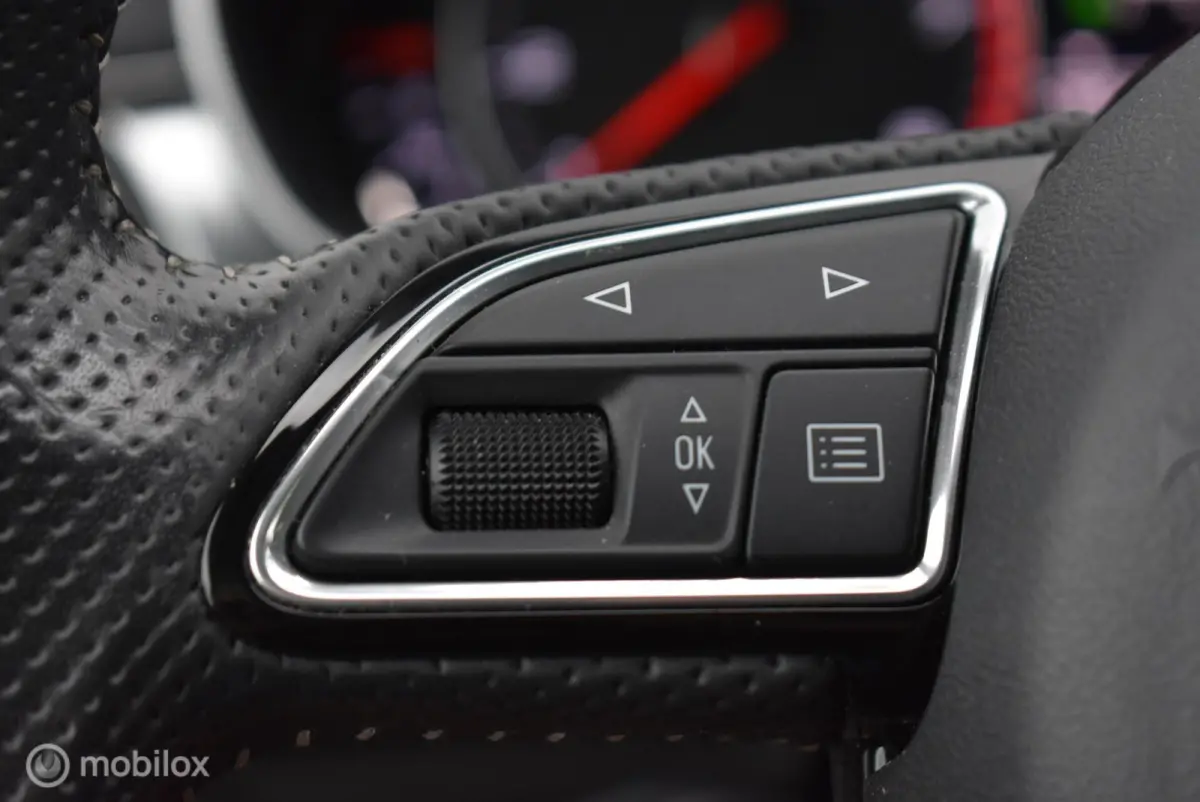 1.8 TFSI ultra S-Line Daytonagrijs Stoelverwarming LED Clima Cruise Navi PDC Keurige auto!