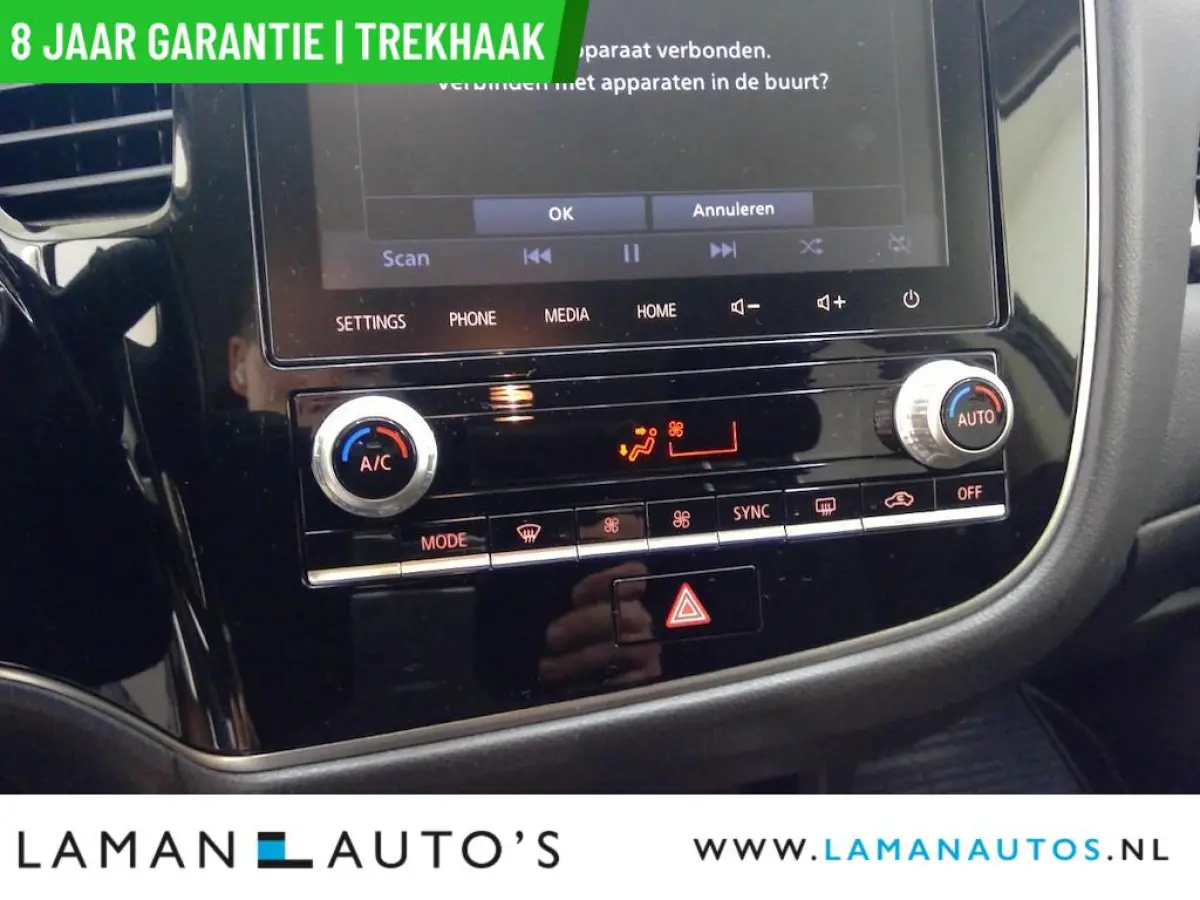 2.4 PHEV AWD Pure | CarPlay Trekhaak ECC 16" LMV Parelmoer | PHEV Voorschoten