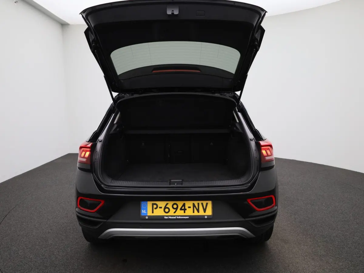 1.0 TSI Life 110 PK| Origineel Nederlands | Apple Carplay | Android Auto | Airco | Parkeersensoren | Buitenspiegels Elektrisch Inklapbaar | LED Koplampen | Digitale Cockpit | 16 Inch Velgen