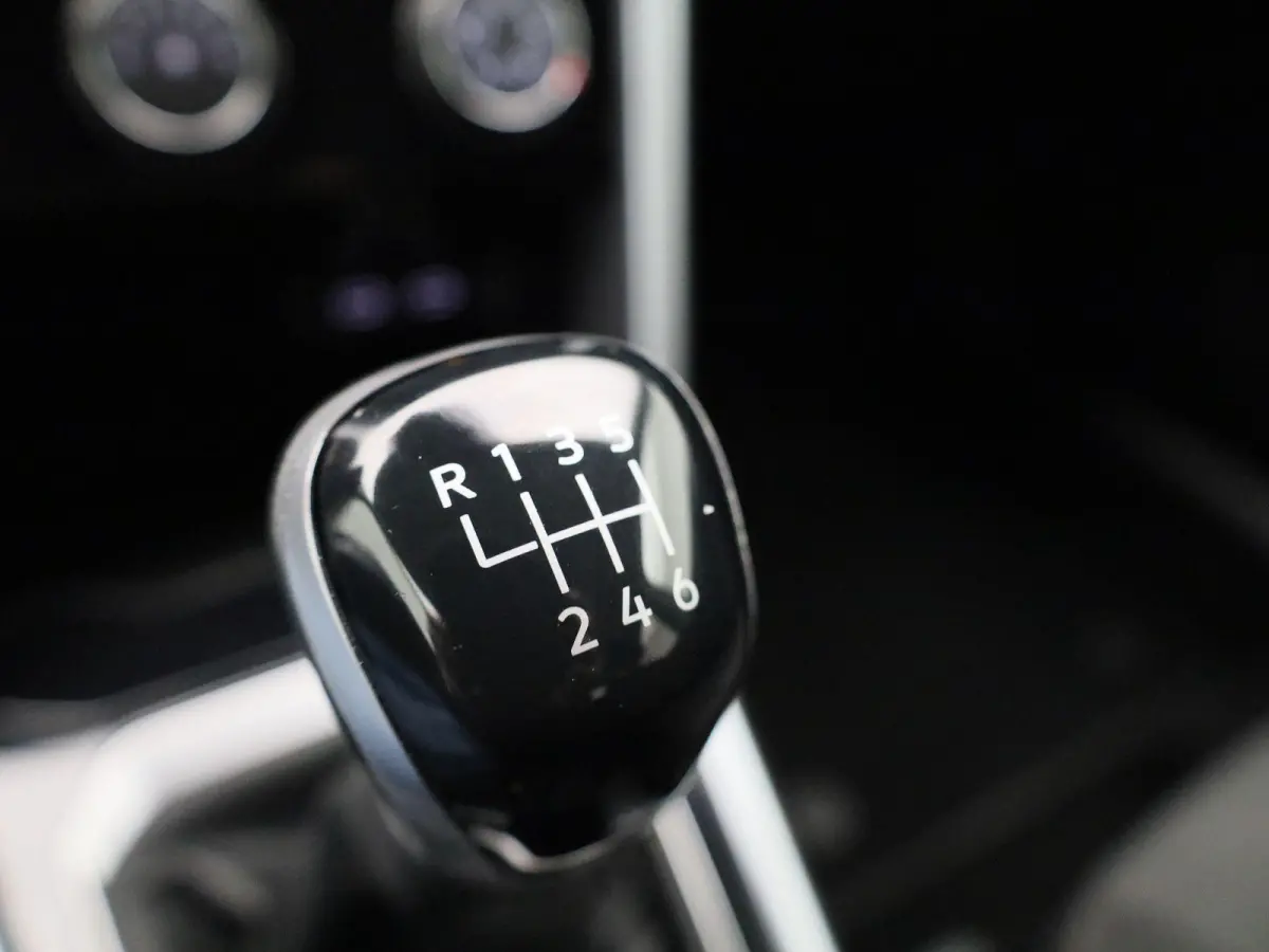 1.0 TSI Life 110 PK| Origineel Nederlands | Apple Carplay | Android Auto | Airco | Parkeersensoren | Buitenspiegels Elektrisch Inklapbaar | LED Koplampen | Digitale Cockpit | 16 Inch Velgen