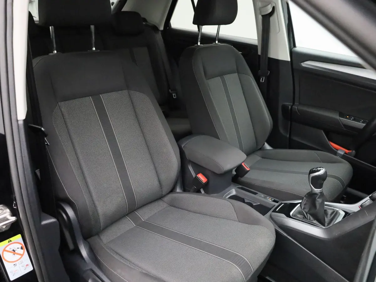 1.0 TSI Life 110 PK| Origineel Nederlands | Apple Carplay | Android Auto | Airco | Parkeersensoren | Buitenspiegels Elektrisch Inklapbaar | LED Koplampen | Digitale Cockpit | 16 Inch Velgen